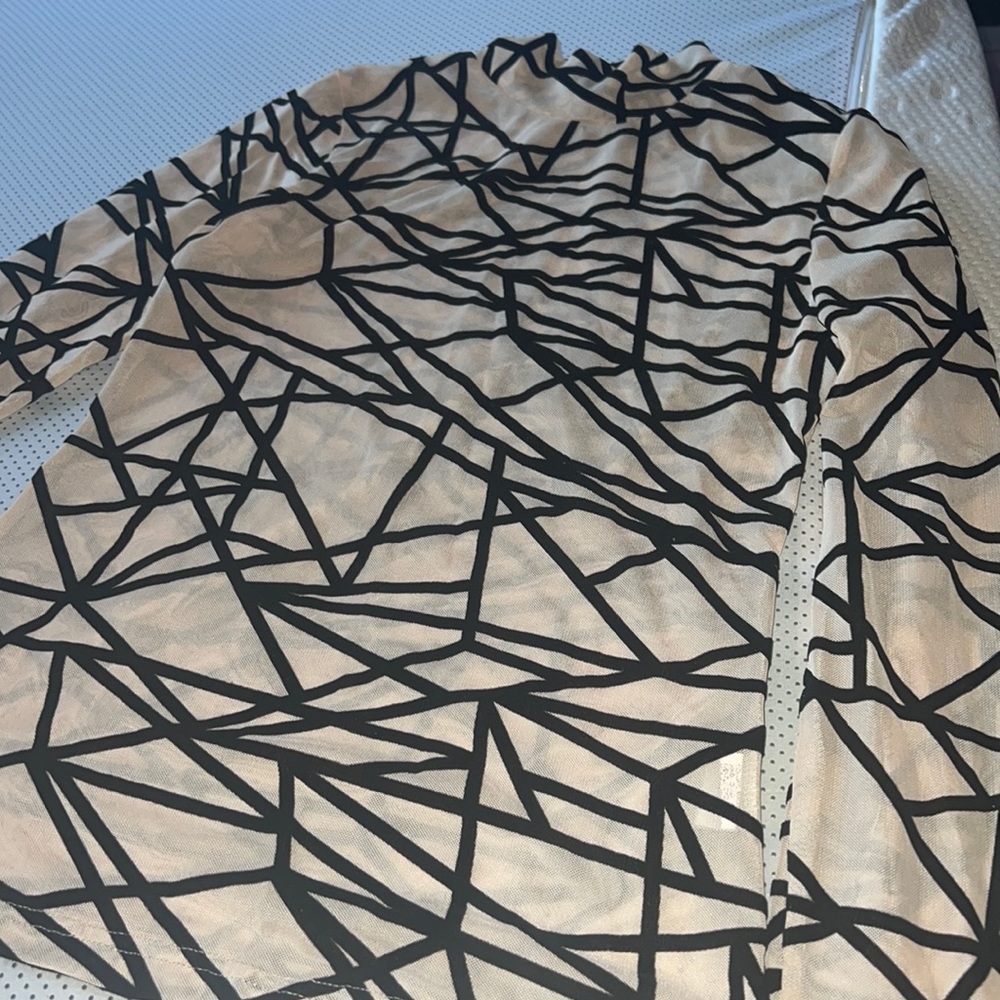 Mesh shirt